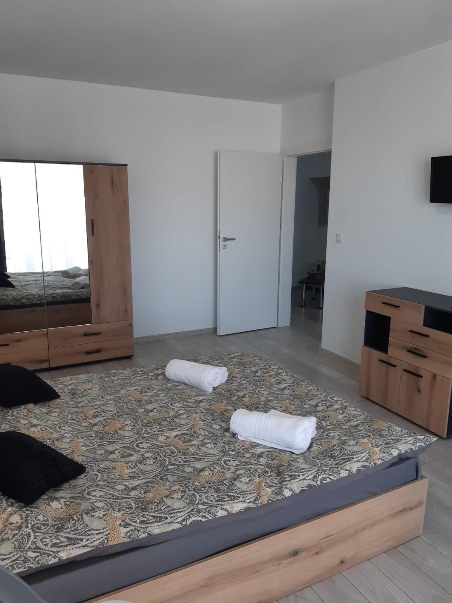 Flor Apartaments Târgu-Mureş Exteriér fotografie